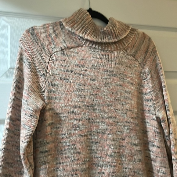 Sweater - Picture 3 of 3